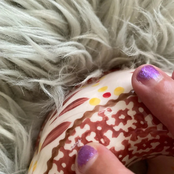 Temp-tations Old World Red Tara Tesher
 Hand Painted Mini
Ceramic Bunt Pans (4) - Picture 3 of 7